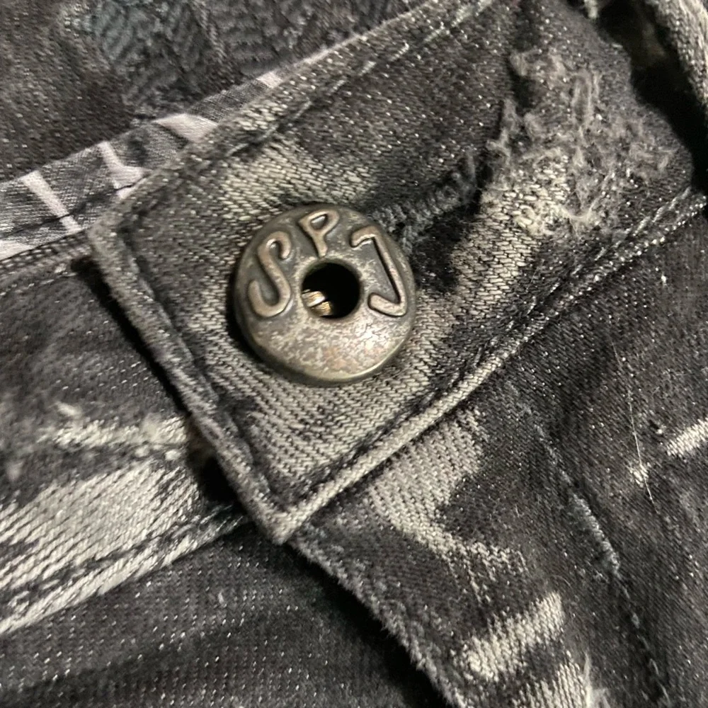 GIFTED Ripped Style Womens Jeans - Picture 4 of 8